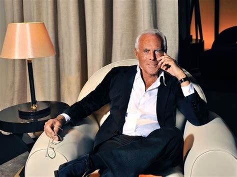 armani diseñador biografia